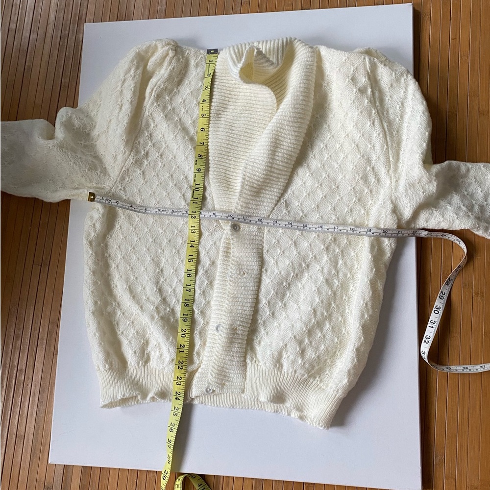 White sweater - Picture 10 of 10